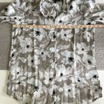 Banana Republic  Gray Striped Floral Button Down Blouse Dress Shirt Size Small Photo 5