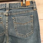 Gap  Jeans Curvy Flare Medium Wash Denim 6 L Dark Rustic Indigo 8.25” rise Photo 7