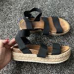 Steve Madden Sandals Photo 0