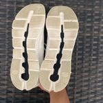 on cloud Womens Clouddrift undyed white frost color way sneakers women’s size 8. Photo 6