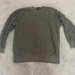 dark green crew neck Size M Photo 0