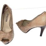 Moda Spana  Tan Ruched Peep Toe Heels Photo 0