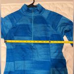 Reebok  Women’s Long Sleeve Athletic Quarter-Zip – Size Medium Photo 7