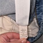 Abercrombie & Fitch Abercrombie Curve Love Shorts High-Rise Mom Photo 3