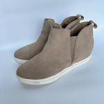 Blondo  Tan Suede Leather‎ Pull On Wedge Shoe Bootie Women's Size 7.5 Casual Photo 6