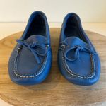 L.L.Bean  Bright Blue Genuine Leather Bow Moccasin Driving Shoe Size Size 7 Photo 8