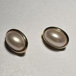 Trifari Signed  Clip On Gold Tone / Pink Faux pearl Earrings Photo 0