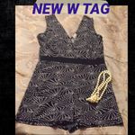 Jon & anna 🛍NEW W TAG  NEW YORK ROMPER SIZE M 4-6 Photo 1