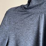 QOR Women’s Mock Photo 3