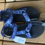 Time & Tru NWT Blue Tie Dye Strappy Sandals Photo 0