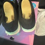 Skechers Women's Summits - Cool Classic Slip-on Memory Foam Sneakers size 8 Photo 3