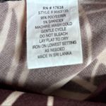 Women’s V Photo 11