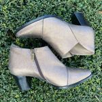 Italeau Marisa waterproof cap toe leather boots Size 38 Bronze Metallic … Gold Photo 3