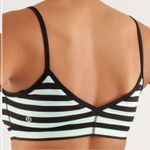 Lululemon Pirouette Bra in Sea Stripe Mint Moment Black size 6 Photo 1