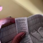 H&M Khaki pull-on shorts Photo 6