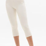 Athleta  M Salutation Stash High Rise Capri Legging Medium Regular Bone White Photo 0