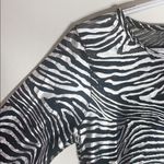 Pheel Peekaboo zebra metallized workout top sz M Size M Photo 4