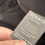 Torrid  Women's Cotton Black Size 28T Tall Bombshell Flare Jeans Premium Stretch Photo 6