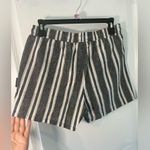 Little Bipsy NWT Striped Drawstring Casual Cargo Shorts with Pockets Sz S Gray Photo 4