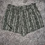 Time and Tru Green Floral Print Paperbag Tie Waist Shorts Size L. Black Size L Photo 1