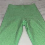 Alo Yoga Alo Alosoft High-Waist Iconic 90's Capri in ultramint heather Photo 1