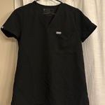 FIGS  Black Scrub Top Women’s Photo 0