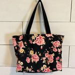 Robin Ruth  Floral Canvas Las Vegas Bag. Photo 1