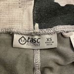 Tasc Performance Nola Cropped Grey Brush Strokes Leggings Womens Size XS Photo 1