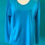 Nike  long sleeve athletic shirt Photo 0