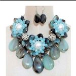 Women’s Green Floral Beaded Statement Necklace And Earring Set Photo 1