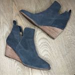Blondo  Irving Waterproof Wedge Heeled Bootie Gray Suede Women Size 10 Photo 6