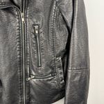 Skies Are Blue  Vegan Leather Moto‎ Biker Jacket Sz M Black Asymmetrical Zipper Photo 6
