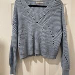 moon & madison Sky Blue V Photo 2