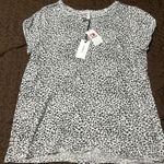 BKE NWT  top  Photo 0