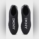 DKNY Sport Sneaker, Black & White Size 9.5M New in Box Photo 15