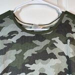 Lucky Brand  Camo Green Crew Neck Short Sleeve Blouse Size Medium EUC #0533-OC Photo 2