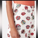 Wrangler  Read My Lips Print High Rise 652 Barrel Jean Rolling Stones 27 x 31 NWT Photo 2