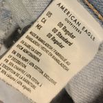 American Eagle Mom Jean Lighter Wash Jeans Regular Women’s Size 00 Photo 6