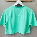 Gymshark Cropped Active Wear Tee Green Sz Small Photo 1