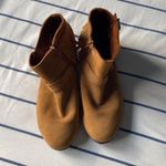 Minnetonka brown moccasin boots with fringe Photo 3
