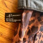 B. Makowsky Black Leather Drawstring Shoulder bag Photo 8