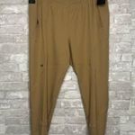 Under Armour Women's Unstoppable Casual Joggers Taper Leg NWT Size XL (Taupe) Photo 1
