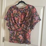 Cynthia Steffe  women’s Floral Short Sleeve Top size medium Photo 4