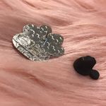 Disney The Lion King Pumbaa Chaser Hidden Mickey  Pin Photo 2