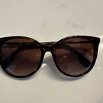 Burberry Sunglasses Photo 1