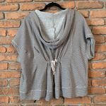 Billabong Hoodie Women's Size Medium Cream Navy Striped Short Sleeve Nautical Photo 2