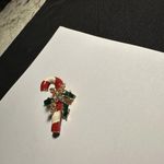 Avon Tack Lapel Pin Gold Tone Enamel Candy Cane Rhinestone Christmas Holiday Photo 3