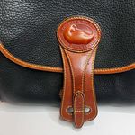 Dooney & Bourke 80’s Essex Navy & British Tan med size handbag w/ long strap Photo 13