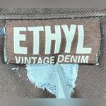 Ethyl Jean Women’s Size M Brown Button Front Slim Fit Denim Jacket Size M Photo 2