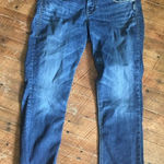 Silver Jeans  distressed Suki fluid mid denim Capris Photo 0
